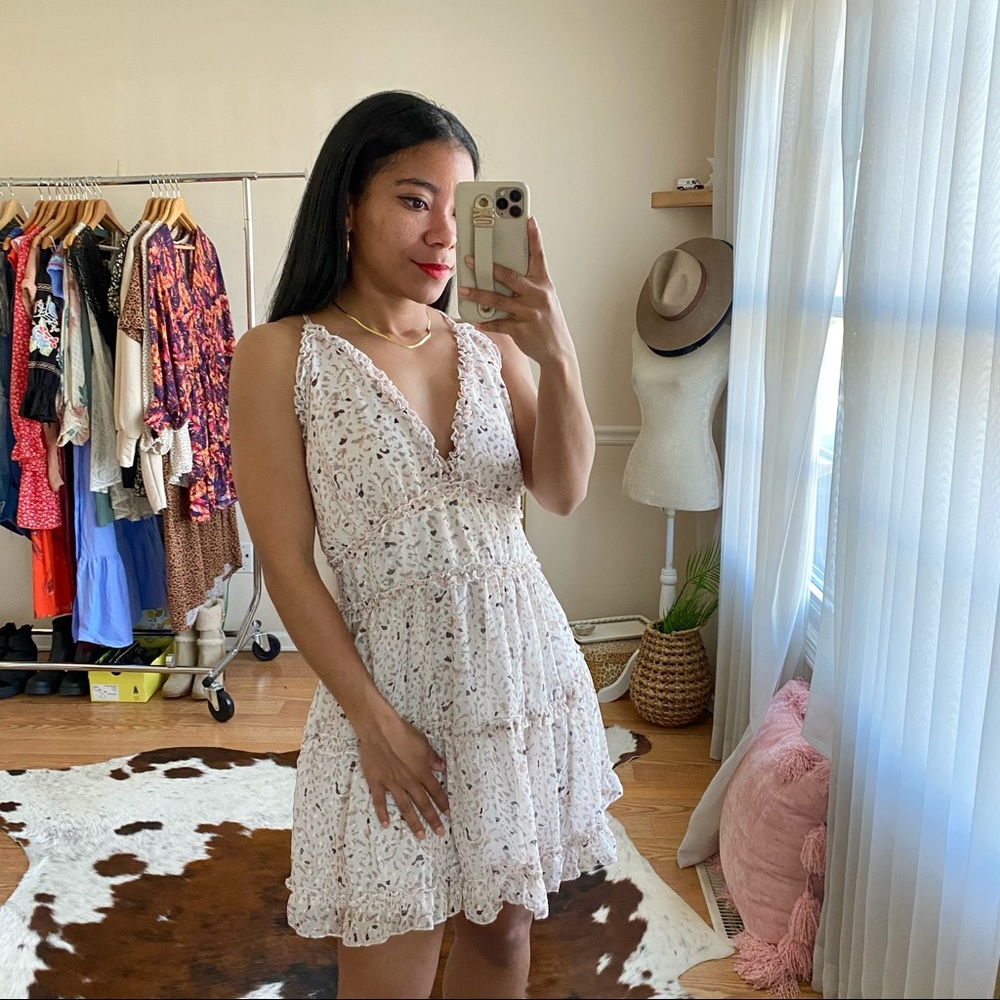 BaeVely Spring Fling Mini Ruffle Dress M - Picture 3 of 10